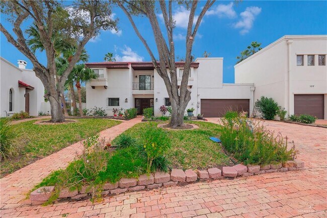 Foto del edificio - 24 Sunflower Ave