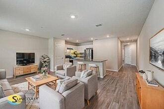 Building Photo - 9532 Hood Rd