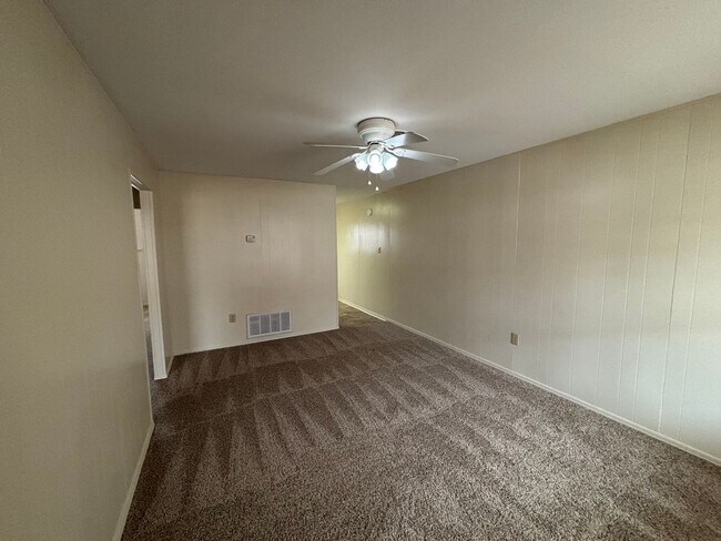 Foto del edificio - 1815 S Erie, Apt 1-4