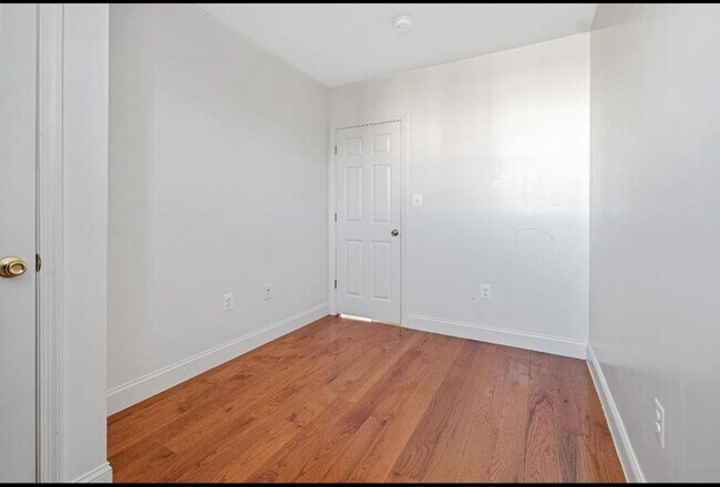 Foto del edificio - 212 Orange St SE