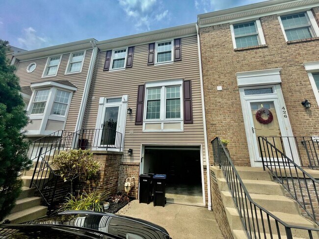Foto del edificio - Charming and Spacious 3-Bedroom Home for R...
