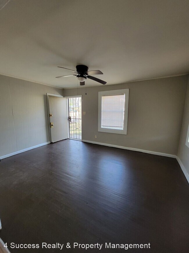 Building Photo - 2 br, 1 bath House - 3239 Nathan