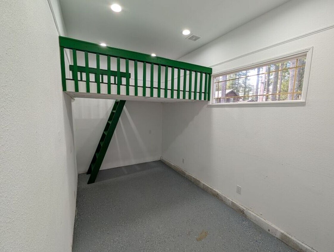 Foto del edificio - Charming Gold Bar rambler with breath taking views