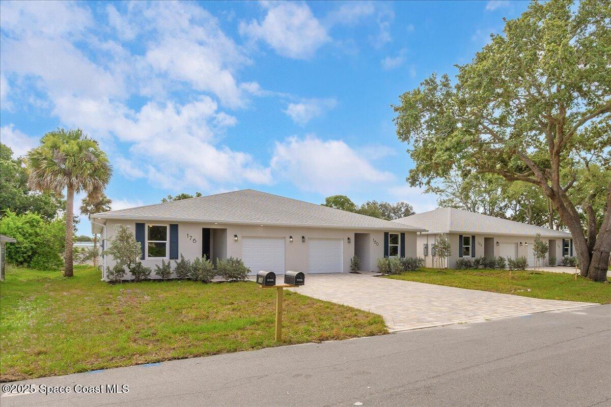 Foto principal - 176 Sunset Dr