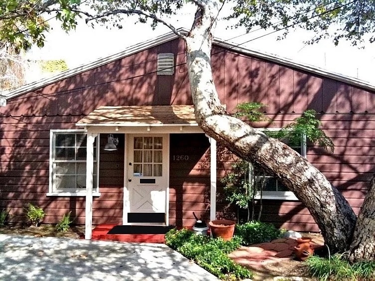 Primary Photo - 1260 N Hudson Ave