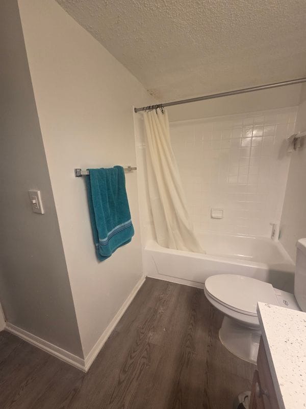Building Photo - 7940 Hampton Blvd