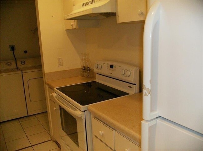 Foto del edificio - 2814 NW 55th Ave