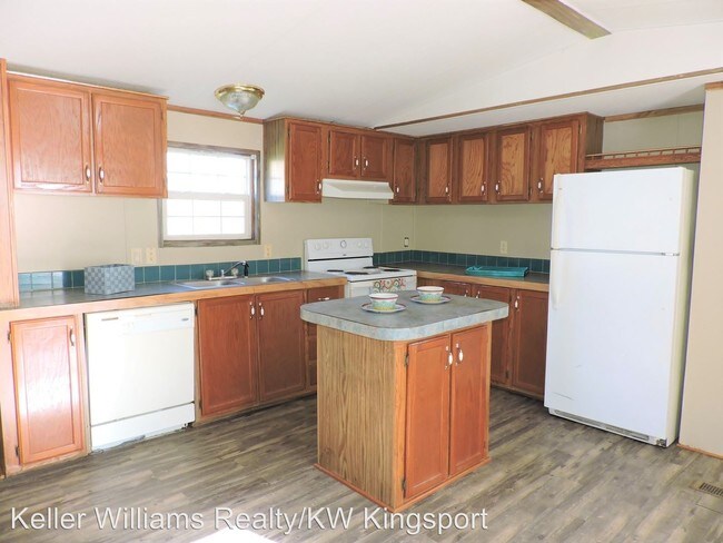 Foto del edificio - 221 Country Ln