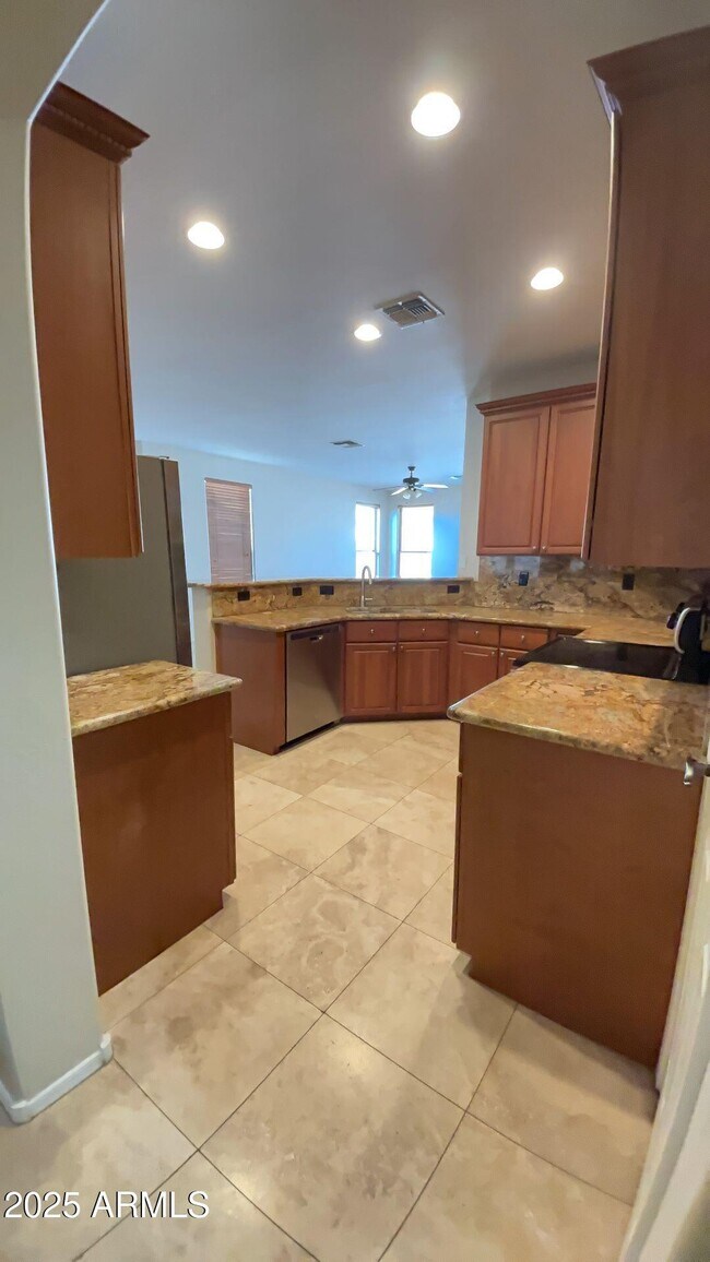 Building Photo - 21504 N Geraldine Dr