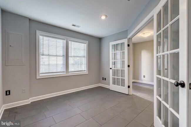 Foto del edificio - 5820 Pearson Ln