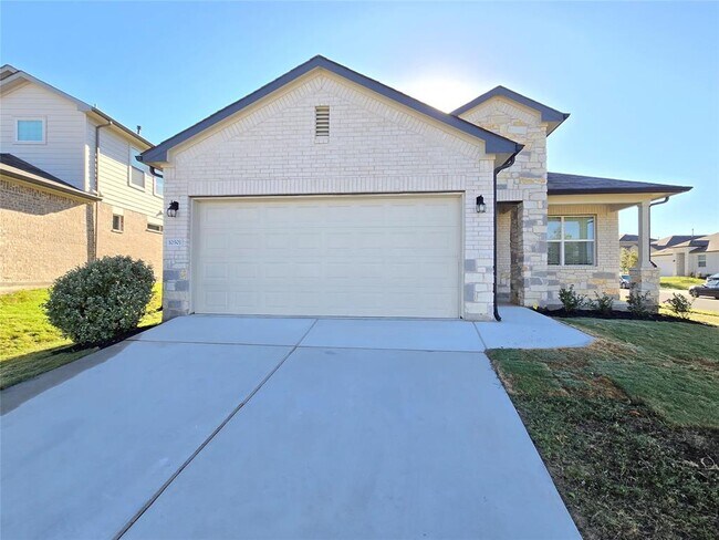 Foto del edificio - 10501 Gonzales Ranger Pass