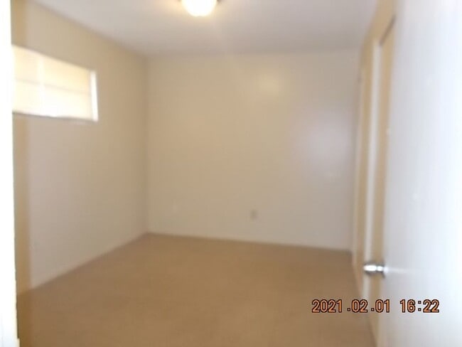 Building Photo - 503 30th