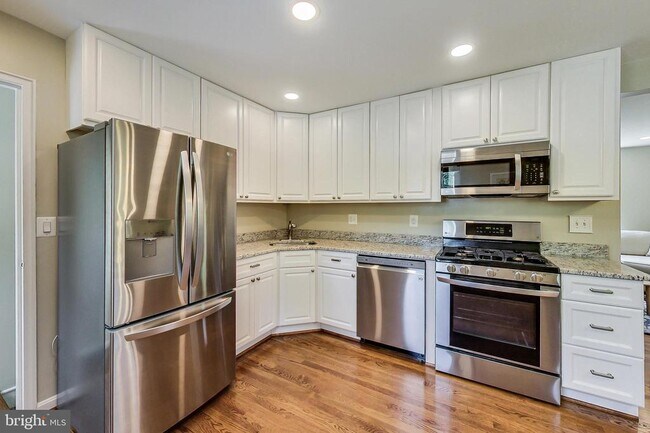 Foto del edificio - 4715 Oxbow Rd