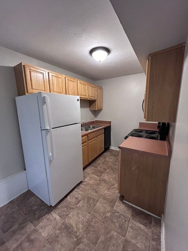Foto del edificio - 3528 E Richmond Rd
