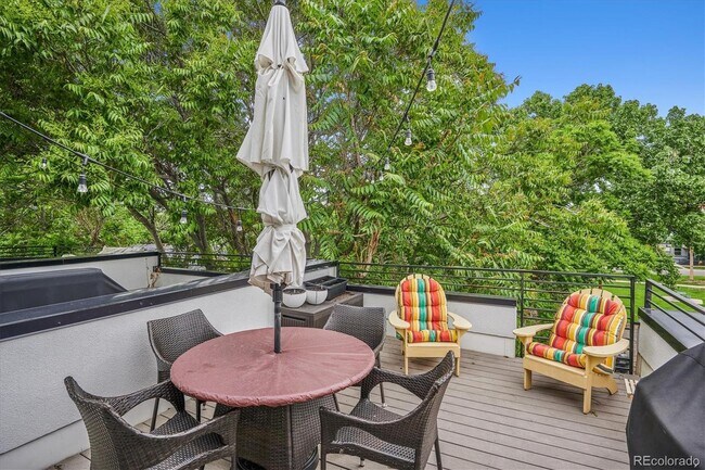 1.a cubierta de tejado - 3126 N Gilpin St