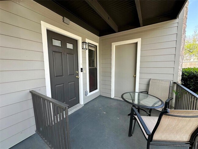 Foto del edificio - 10616 Mellow Meadow Dr