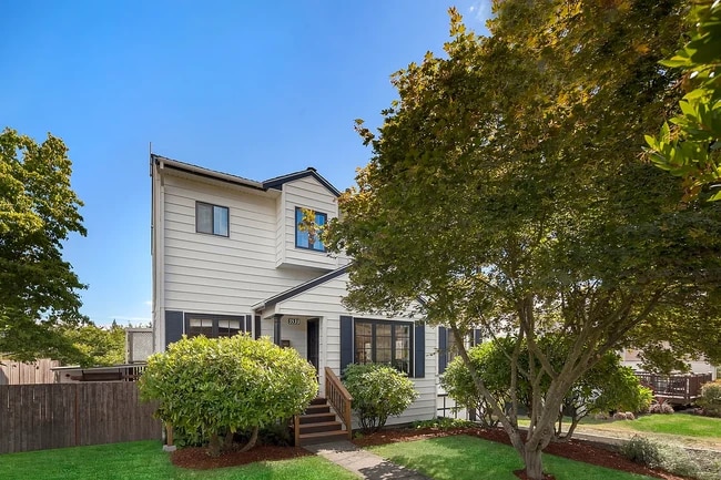 Building Photo - 3533 SW Webster St