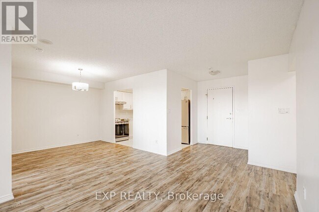 Photo du bâtiment - 135-135 Hillcrest Ave