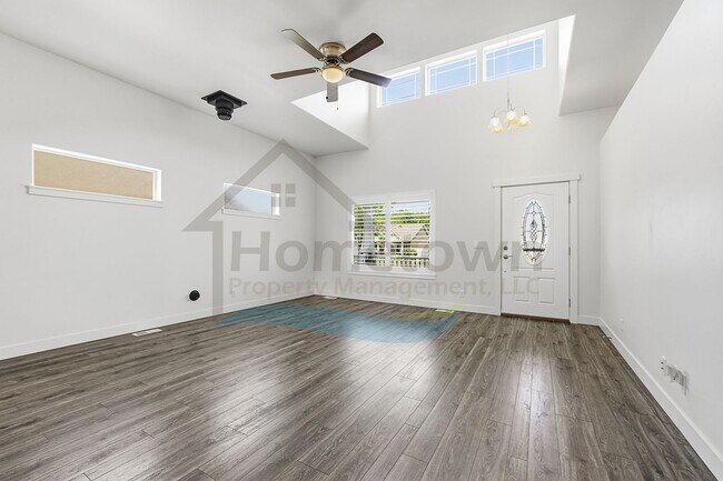 Foto del edificio - 5163 E Portside Ct