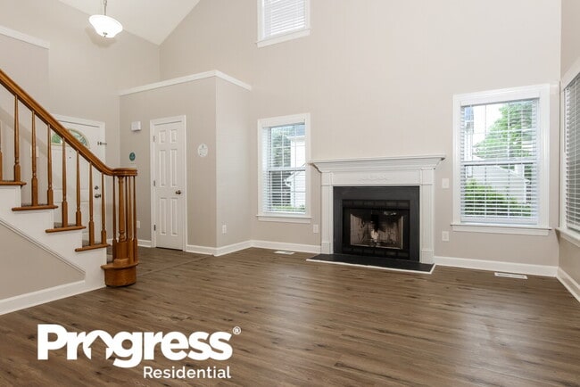 Building Photo - 110 Alberbury Commons Ct