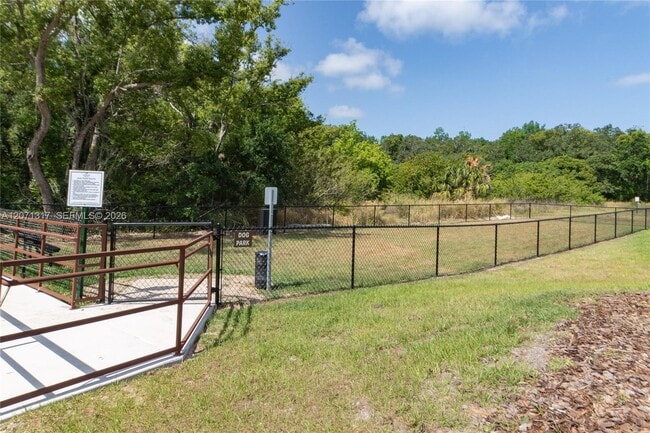 Building Photo - 8247 Tanager Sq