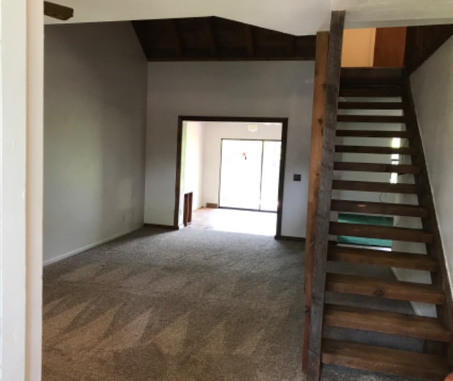 Photo - 187 NE 6th Ct House