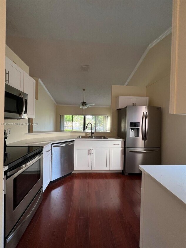 Primary Photo - 7 Via De Casas Sur 202, Boynton Beach, FL ...