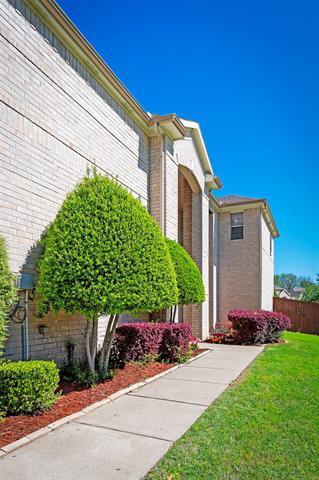 Building Photo - 6500 Hickory Hill Dr