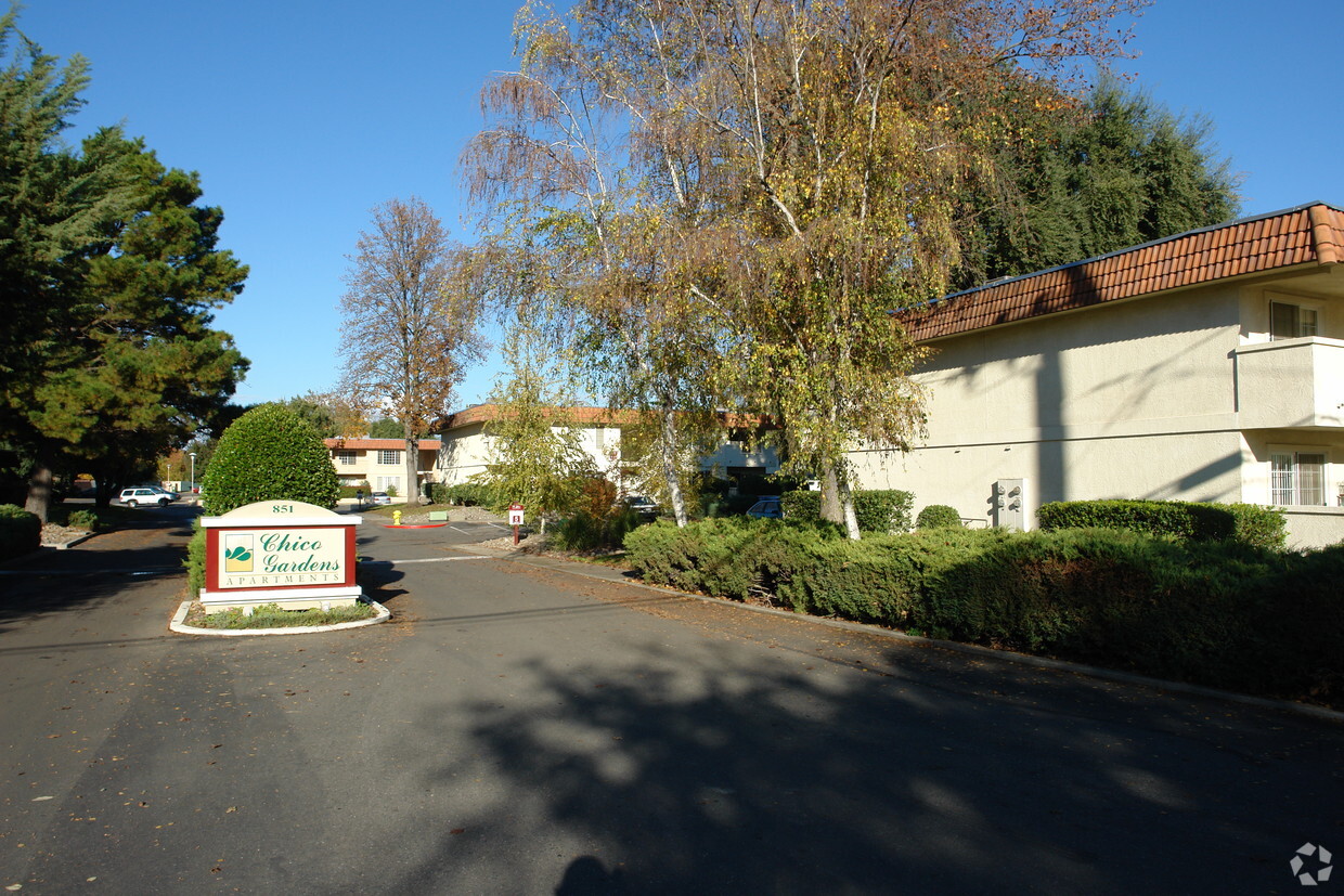 Primary Photo - Cedar Park Apartments Chico CA