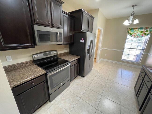 Foto del edificio - Milton - Rustic Ridge Estates - 3 bedroom,...