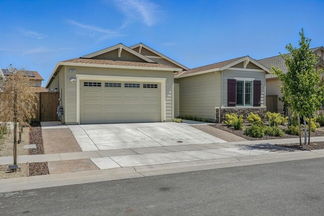 Building Photo - 5049 Cardero Way