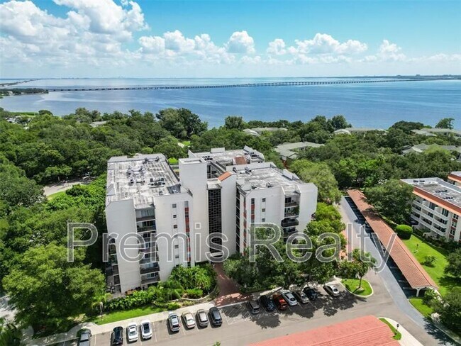 Foto del edificio - 2699 Seville Blvd