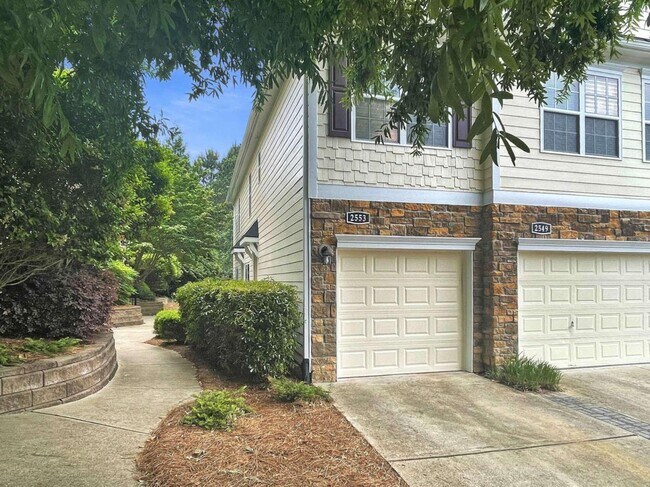 Building Photo - 2553 Willow Grove Rd