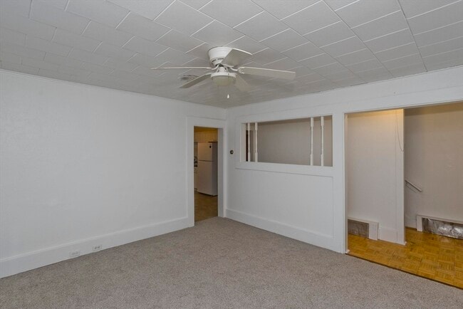 Foto del edificio - 22-22 East St