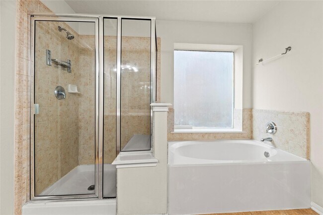 Foto del edificio - 6411 Briar Moss Ln