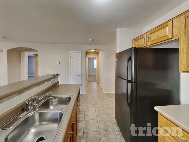 Foto del edificio - 8830 W Toronto Way