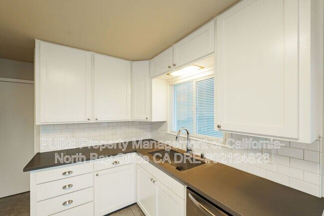 Foto del edificio - 1259 Calistoga Rd