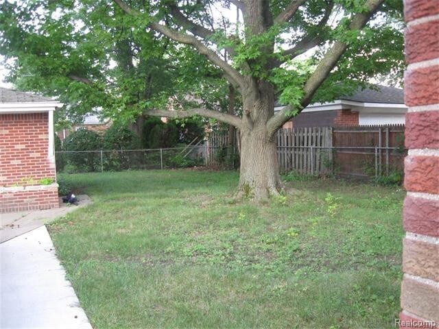 Building Photo - 7762 Grayfield St