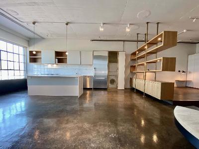 Foto principal - 1855 Industrial St