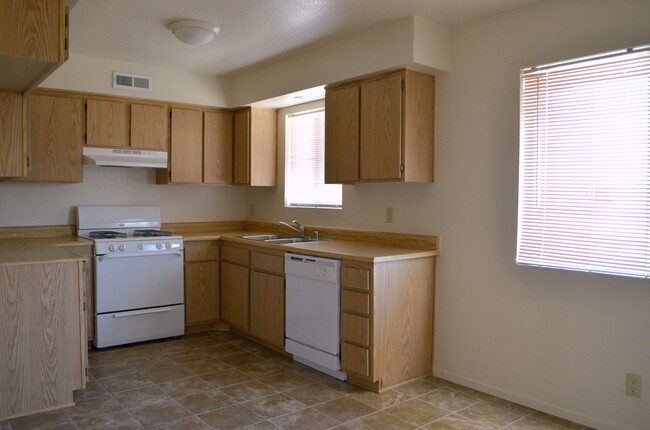 Building Photo - Desert Springs Apartment Homes