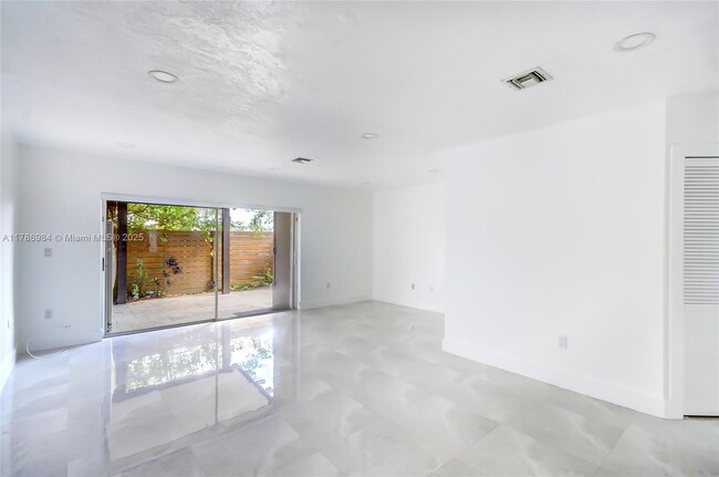Foto del edificio - 12909 SW 61st Terrace