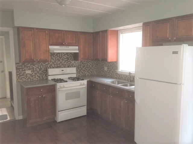 Building Photo - 12501 S Ashland Ave