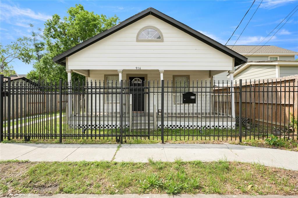 Foto principal - 916 E 35th St