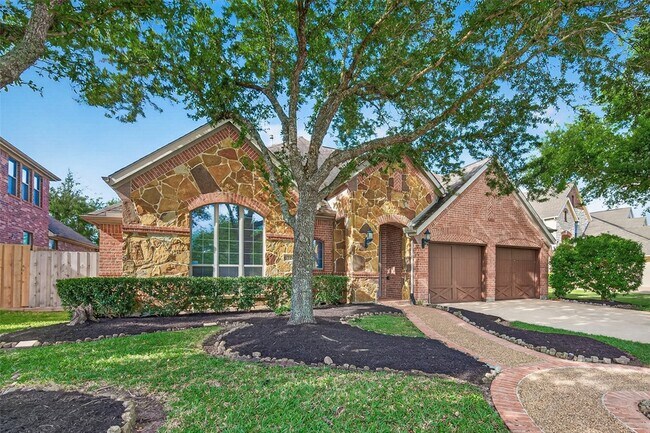 Foto del edificio - 6726 Hathaway Ln