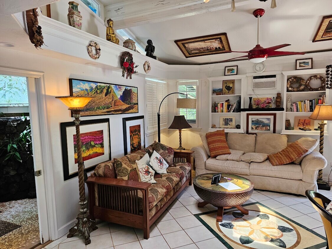 Foto principal - 6310 Helena Ln