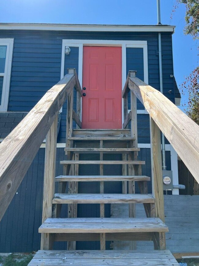 Foto del edificio - 1309 Fifth St