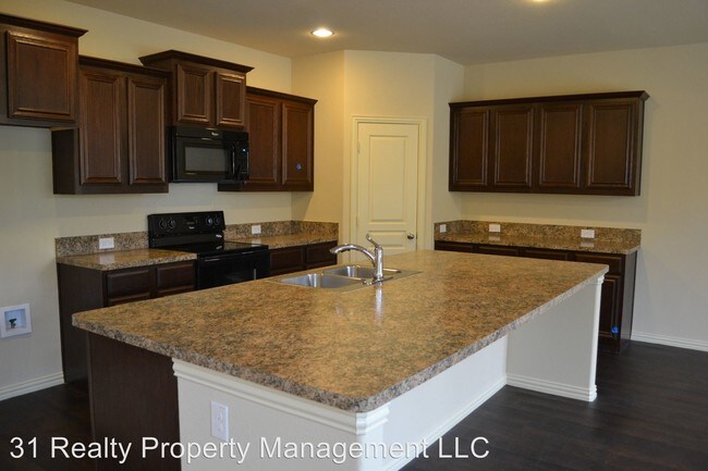 Building Photo - 4 br, 3 bath Apartment - 7436 Rose Crest Blvd