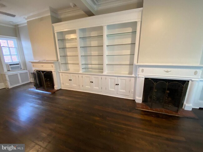 Foto del edificio - 122 3rd St SE