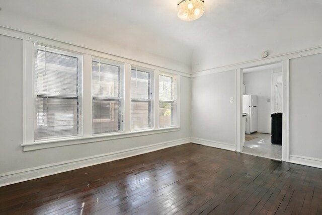 Building Photo - 27 E 101st Pl