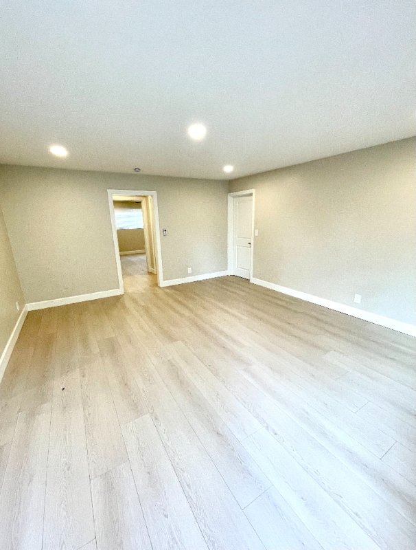 Building Photo - 1398 Springfield St